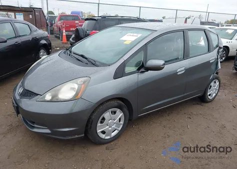 2013 Honda Fit z USA, uszkodzony, nr VIN JHMGE8H33DC079695